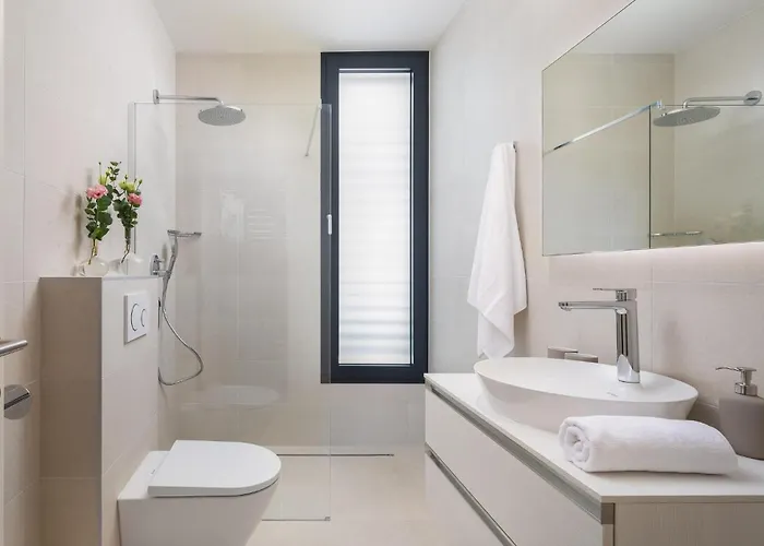 Apartamento Gorgeous In With Wifi Betina (Sibenik-Knin)