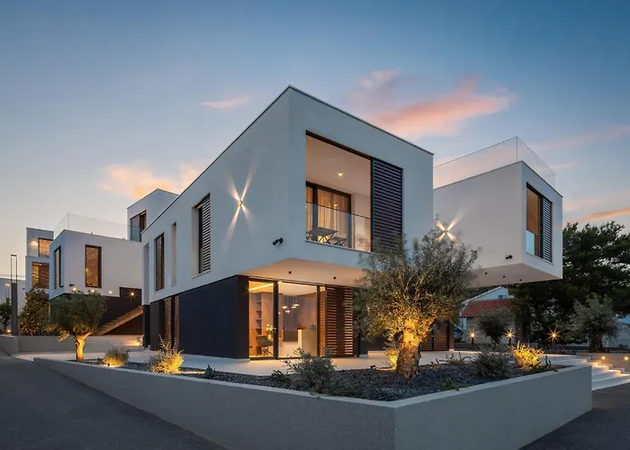 Gorgeous In With Wifi *