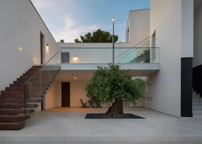 Gorgeous In With Wifi *